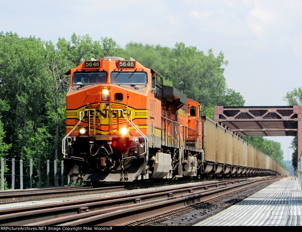 BNSF 5646